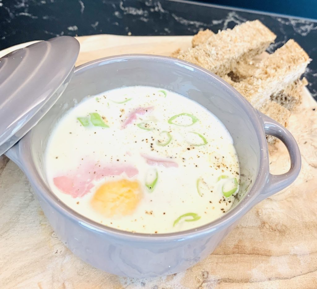 Oeuf cocotte jambon gorgonzola