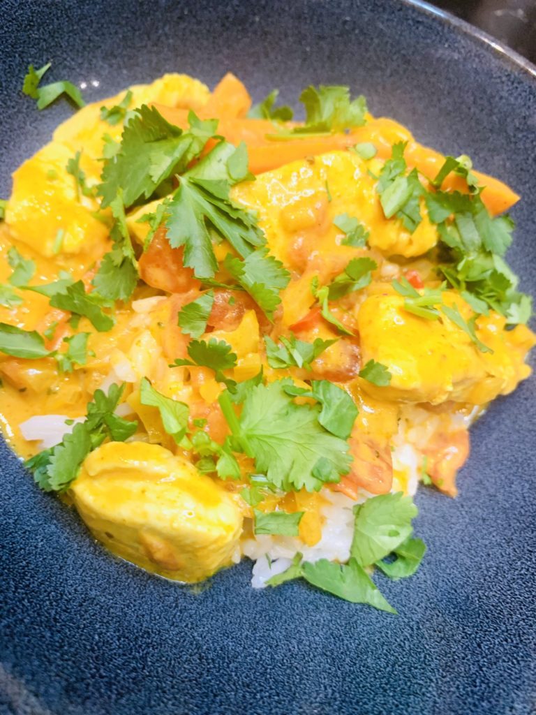 Poulet au curry thaï